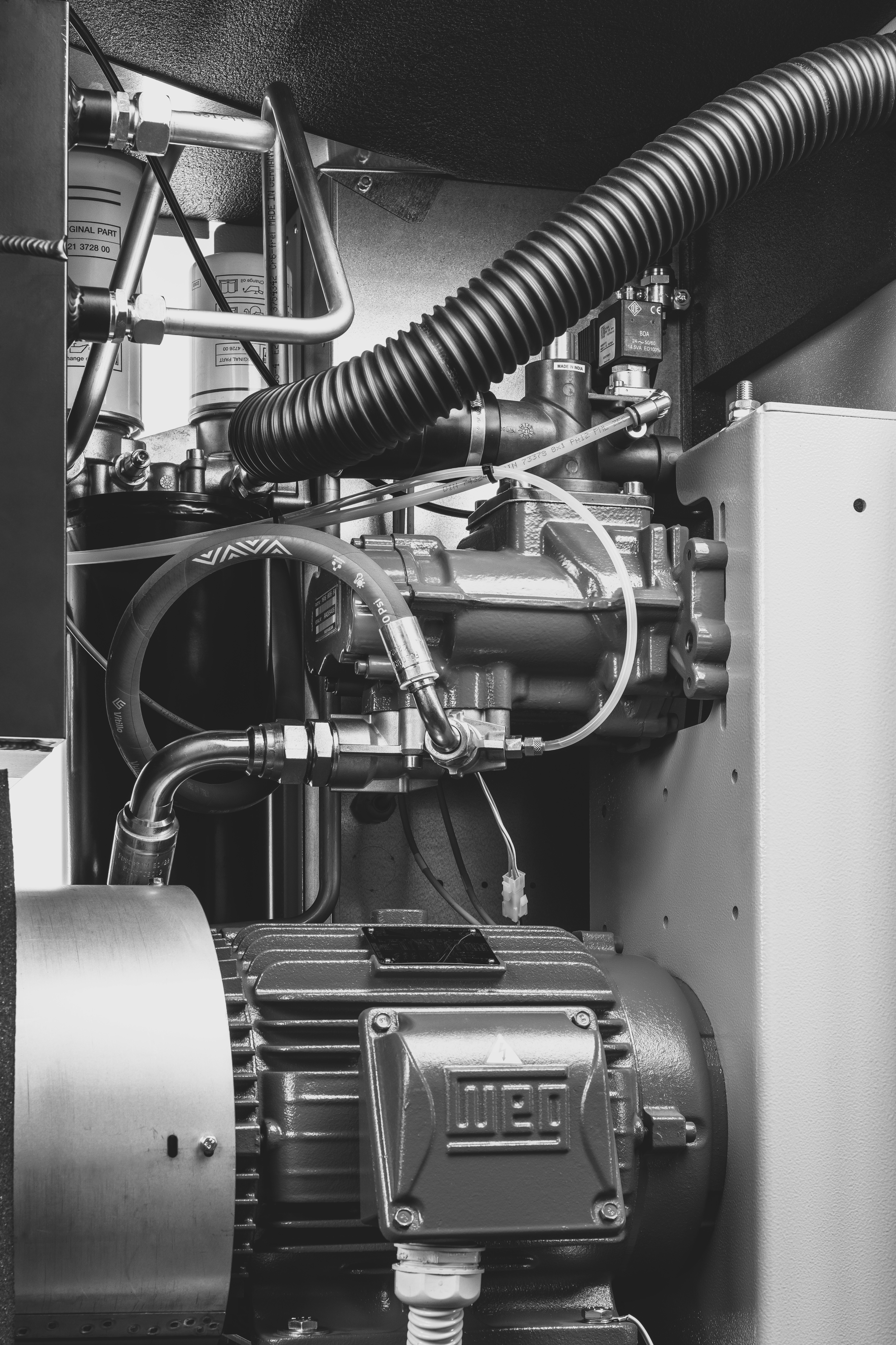 Paineilmakompressorien huolto - Nuvitor Oy